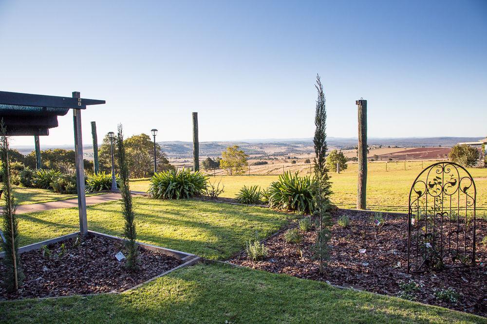 Hillview Cottages Kingaroy Exterior photo