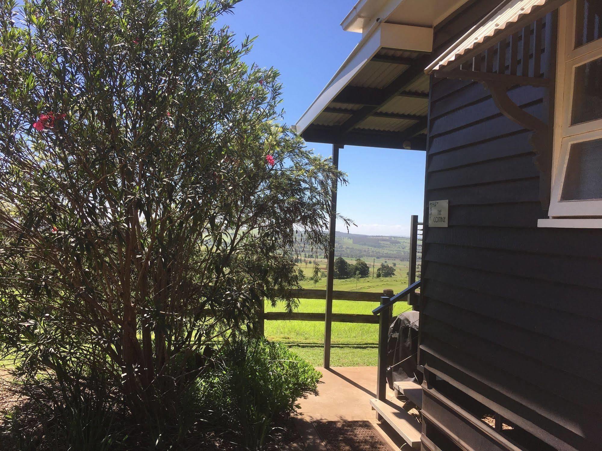 Hillview Cottages Kingaroy Exterior photo